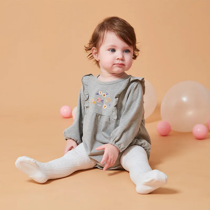 Long-sleeved triangle robes princess lace romper children's onesies cotton baby girl clothes baby girl romper CHD10084
Long-sleeved triangle robes princess lace romper children's onesies cotton baby girl clothes baby girl romper CHD10084