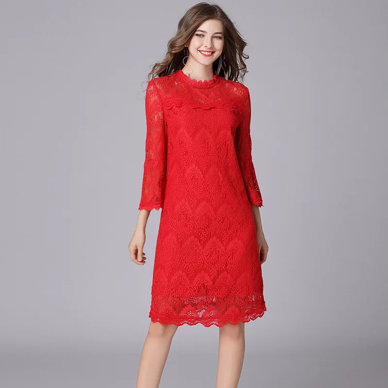 2019 spring hollow lace sexy dresses plus size flare sleeves elegant women floral lace brand dress red black color
2019 spring hollow lace sexy dresses plus size flare sleeves elegant women floral lace brand dress red black color
