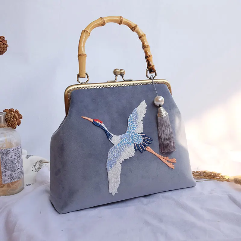 TekiEssica Vintage Original Design Handmade Embroidery Crane Velour Pink Velvet Women Handbag Shoulder Chain Messenger Bag
TekiEssica Vintage Original Design Handmade Embroidery Crane Velour Pink Velvet Women Handbag Shoulder Chain Messenger Bag