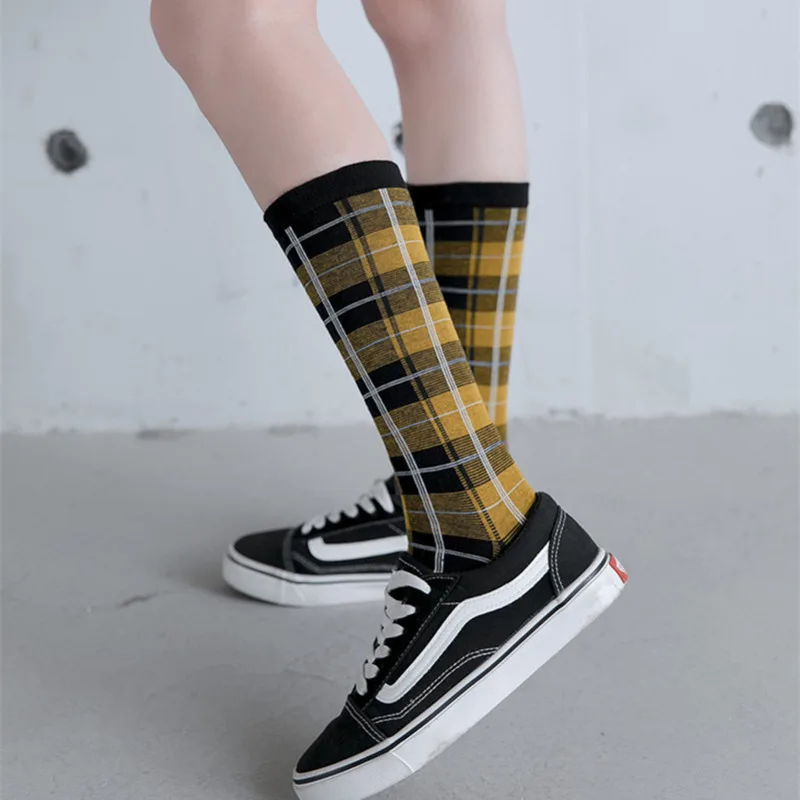 PEONFLY 1 Pair Fashion Women Lady Girl Long Socks Mid Calf Length Plaid Patterned Vintage Harajuku Happy Socks
PEONFLY 1 Pair Fashion Women Lady Girl Long Socks Mid Calf Length Plaid Patterned Vintage Harajuku Happy Socks