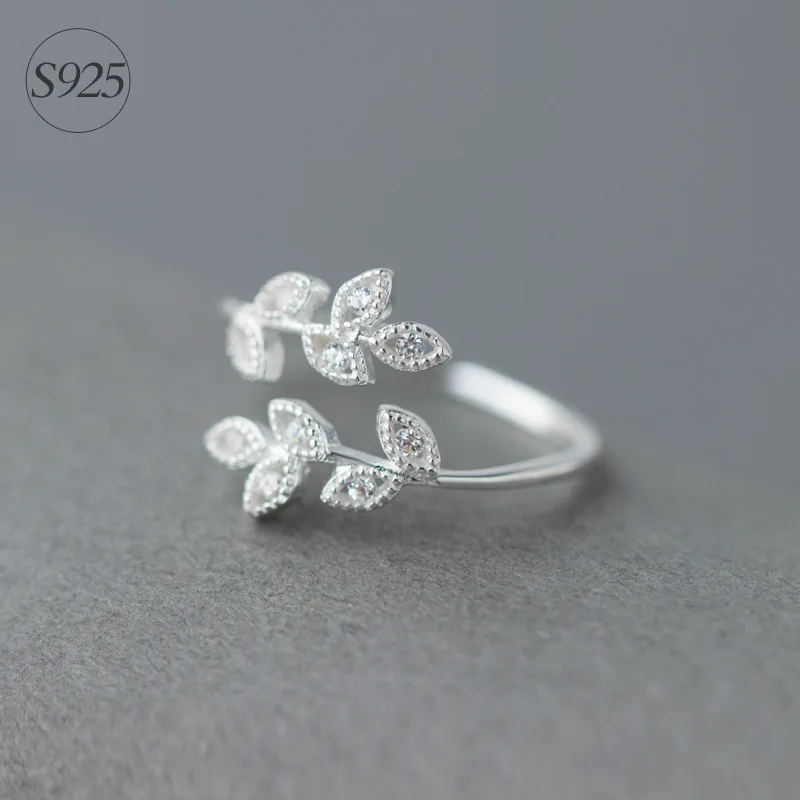 Real. 925 Sterling Silver Jewelry White CZ Paved Branch Leaf Ring Adjustable size openable GTLJ981
Real. 925 Sterling Silver Jewelry White CZ Paved Branch Leaf Ring Adjustable size openable GTLJ981