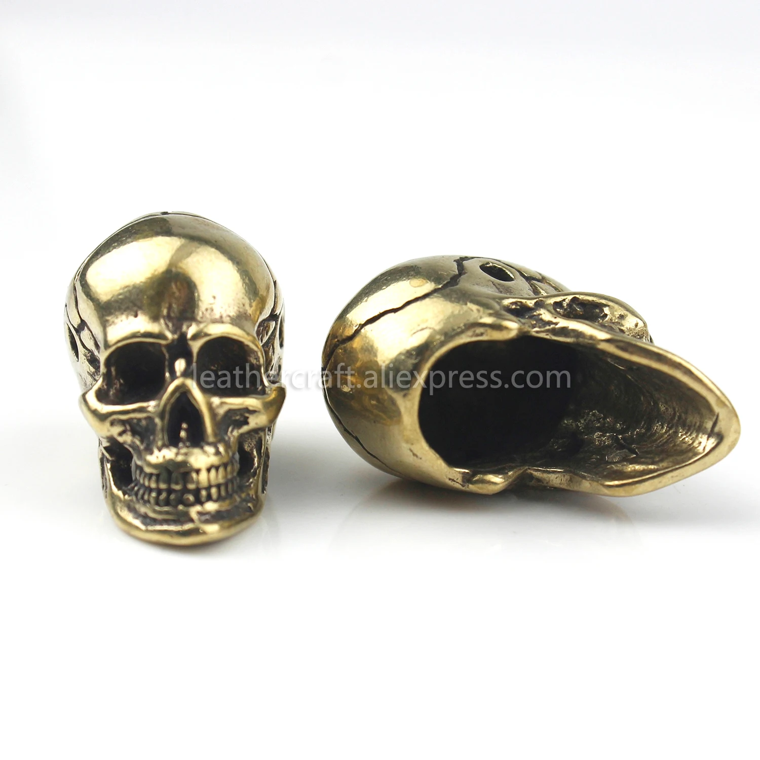 1x New Skull Pendant Retro Brass Casting Polished Punk Biker Pendant Leather Craft Garment Diy Hardware Accessories Pure brass
1x New Skull Pendant Retro Brass Casting Polished Punk Biker Pendant Leather Craft Garment Diy Hardware Accessories Pure brass
