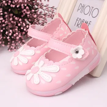 0-2-year-old Girl Toddler Single Shoe Spring and Autumn New Soft Bottom with Flashing Lights Children's Shoes
0-2-year-old Girl Toddler Single Shoe Spring and Autumn New Soft Bottom with Flashing Lights Children's Shoes