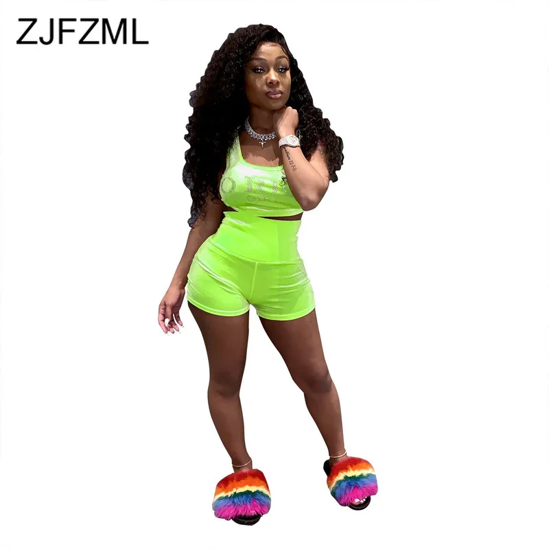 Letter Rhinestones Sexy Two Piece Set Women's Costumes O Neck Sleeveless Crop Top And Biker Short Summer Plus Size Beach Outfit
Letter Rhinestones Sexy Two Piece Set Women's Costumes O Neck Sleeveless Crop Top And Biker Short Summer Plus Size Beach Outfit