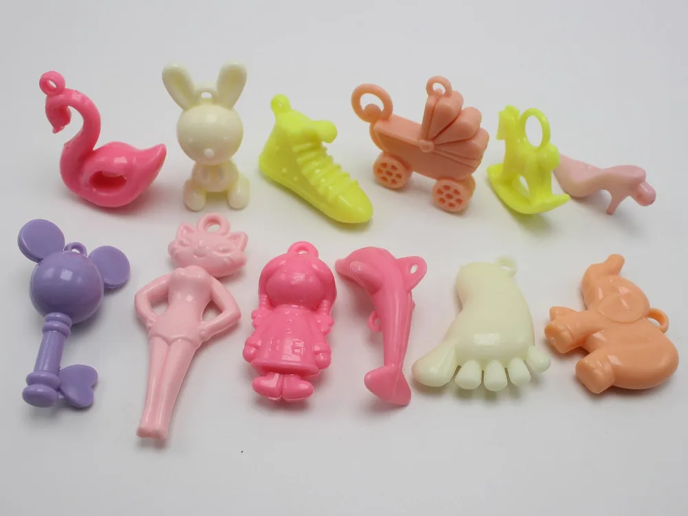 40 Assorted Shape Pastel Color Large Acrylic Animal Foot Charm Pendants Kids Craft
40 Assorted Shape Pastel Color Large Acrylic Animal Foot Charm Pendants Kids Craft