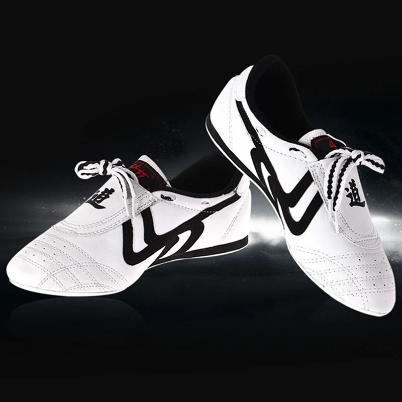 Professional White Taekwondo Shoes Soles Breathable Wear Training Shoes Taekwondo Martial Arts Shoes
Professional White Taekwondo Shoes Soles Breathable Wear Training Shoes Taekwondo Martial Arts Shoes