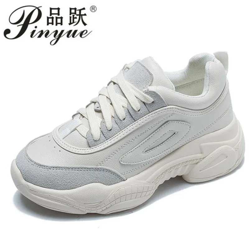 new 2019 Shoes White Shoe Women Fashion Retro Platform Sneaker Lady Autumn footwear Breathable chaussure Soft
new 2019 Shoes White Shoe Women Fashion Retro Platform Sneaker Lady Autumn footwear Breathable chaussure Soft