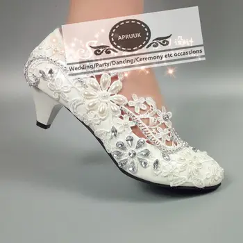 Middle heel plus size white lace ivory pearls bridal wedding shoes bride HS314 handmade sweet bridesmaid plus size pumps shoes
Middle heel plus size white lace ivory pearls bridal wedding shoes bride HS314 handmade sweet bridesmaid plus size pumps shoes