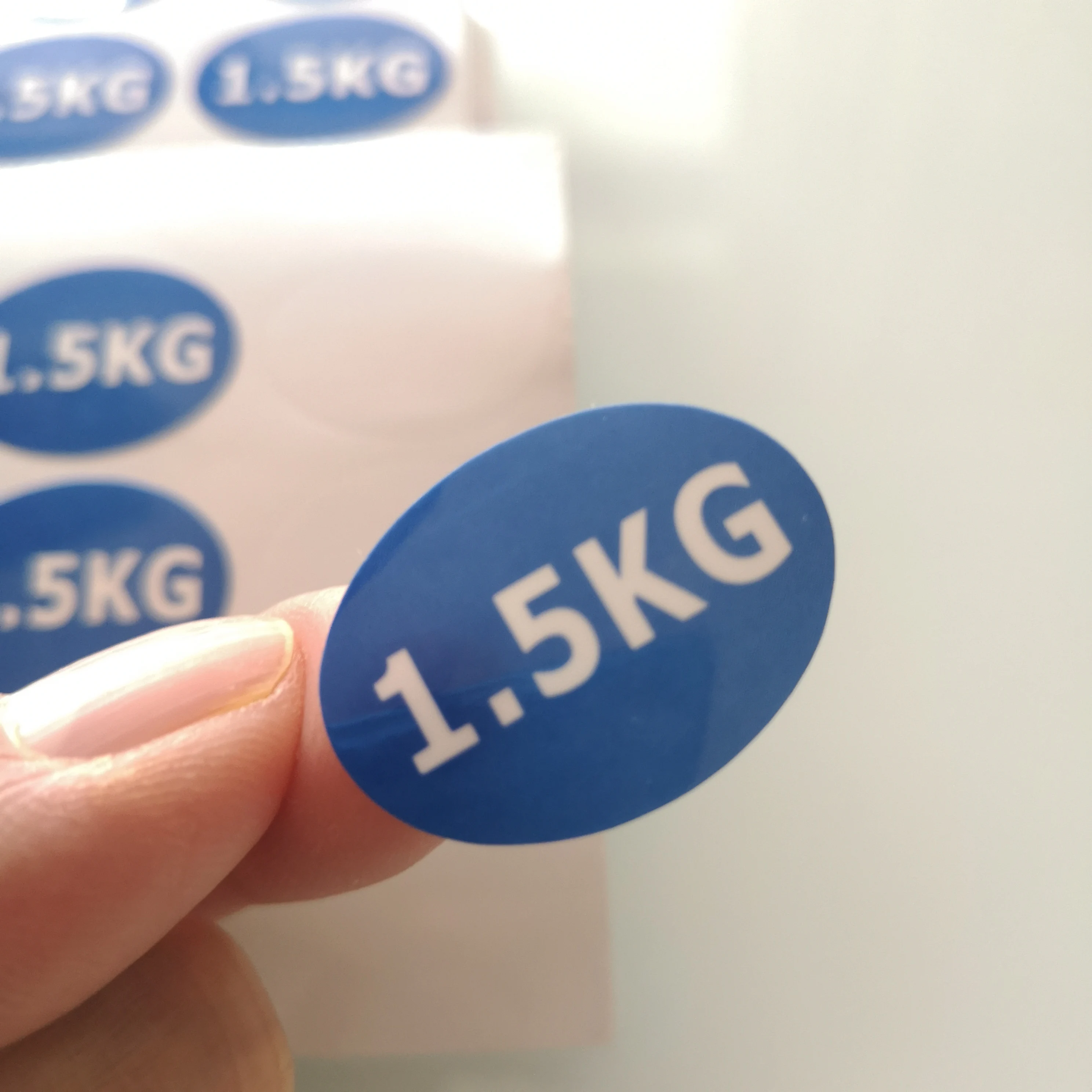 1000pcs 2.7x1cm 1.5KG weight number Self-adhesive paper label sticker for packing, Item No. FA42
1000pcs 2.7x1cm 1.5KG weight number Self-adhesive paper label sticker for packing, Item No. FA42