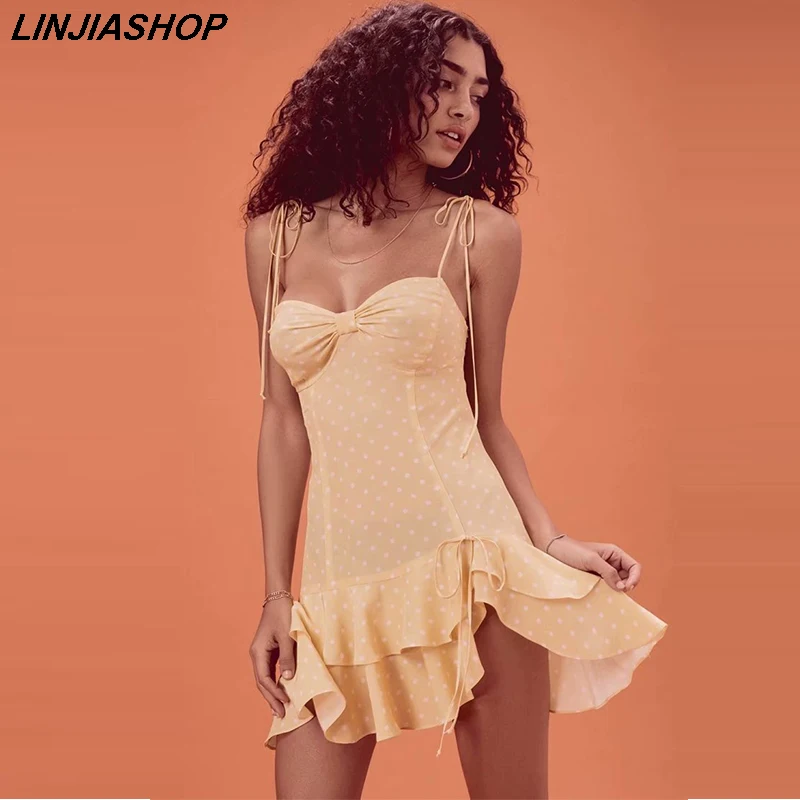 Sexy designer summer yellow dress women ruffles A line strapless high waist holiday fresh beach dress for girls 2019 vestidos
Sexy designer summer yellow dress women ruffles A line strapless high waist holiday fresh beach dress for girls 2019 vestidos