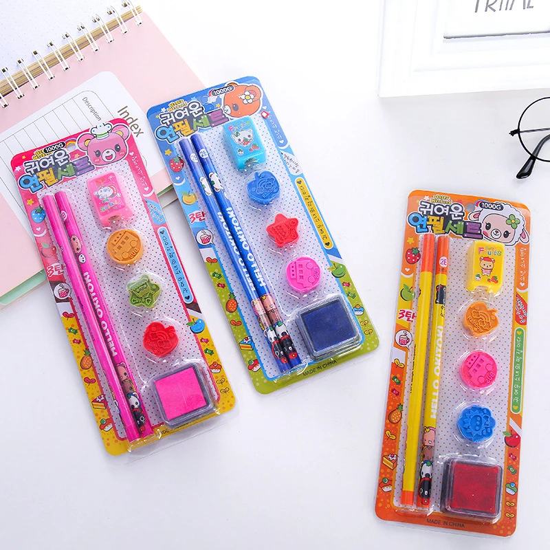1set Tatal 7pcs HB Wooden Pencil + Sharpener + Eraser + Stamp Stationery Student Writing Pencil Set School Supply Children Gift
1set Tatal 7pcs HB Wooden Pencil + Sharpener + Eraser + Stamp Stationery Student Writing Pencil Set School Supply Children Gift