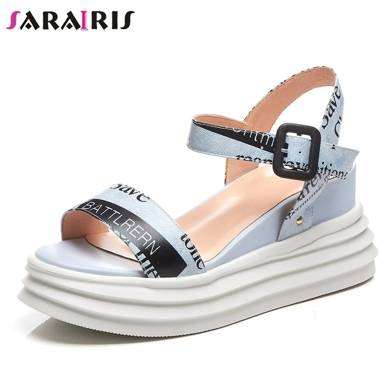 SARAIRIS 2019 New INS Hot Girl Sweet Women Print Platform Sandals Summer Genuine Leather Comfort High Wedges Shoes Woman
SARAIRIS 2019 New INS Hot Girl Sweet Women Print Platform Sandals Summer Genuine Leather Comfort High Wedges Shoes Woman