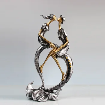Accessories Handicraft Lovers Statue Heart Shaped Decoration Elegant Kiss Couple Resin Figurine Living Room Wedding Office Home
Accessories Handicraft Lovers Statue Heart Shaped Decoration Elegant Kiss Couple Resin Figurine Living Room Wedding Office Home