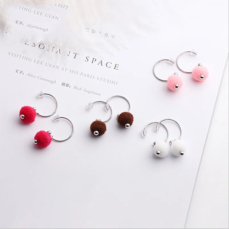 925 Sterling Silver Vintage Pompom Pendant Drop Dangle Earrings For Women Girls Charming Korean Jewellery Cute Fashion Ear Hook
925 Sterling Silver Vintage Pompom Pendant Drop Dangle Earrings For Women Girls Charming Korean Jewellery Cute Fashion Ear Hook