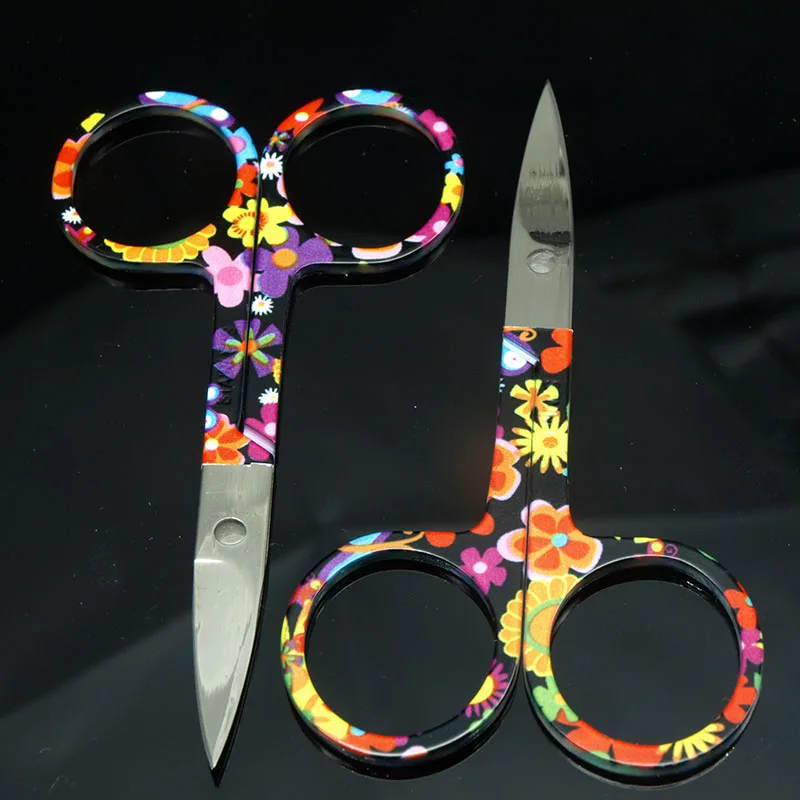 2pcs Professional Flower pattern Nail Scissor Manicure For Nails Eyebrow Nose Eyelash Cuticle Scissors Curved Makeup Tools,wide
2pcs Professional Flower pattern Nail Scissor Manicure For Nails Eyebrow Nose Eyelash Cuticle Scissors Curved Makeup Tools,wide