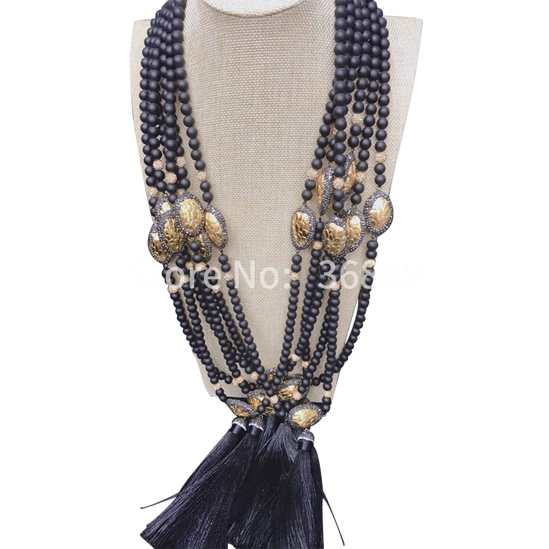 Necklace long style chain accessories women European and American fashion chain sweater chain decoration
Necklace long style chain accessories women European and American fashion chain sweater chain decoration