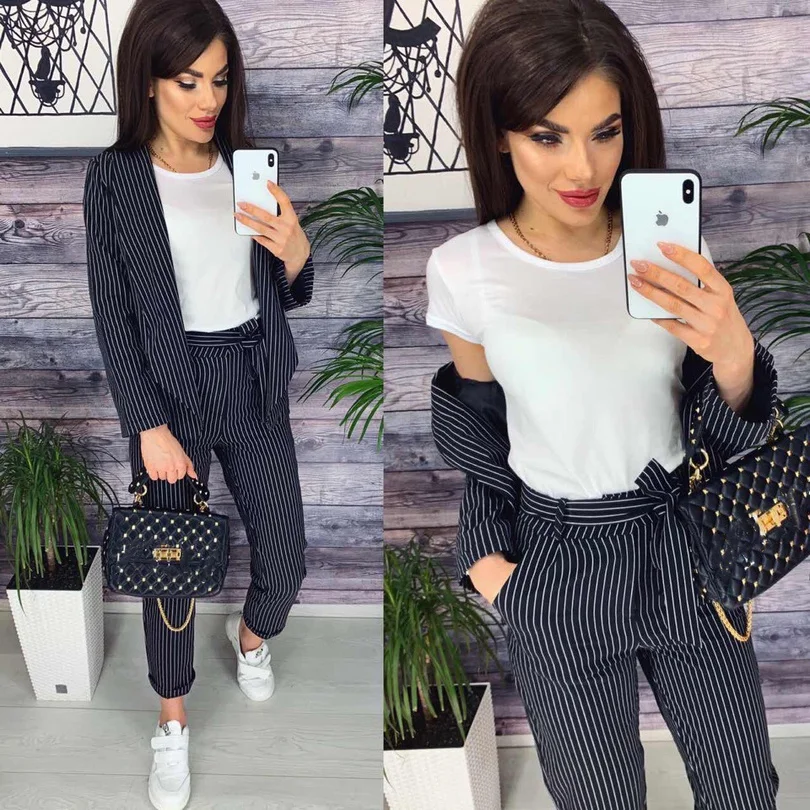 Taotrees Spring and Summer Women Fashion Striped V-neck Long Sleeve Tops Drawstring Ankle-Length Pants Suits
Taotrees Spring and Summer Women Fashion Striped V-neck Long Sleeve Tops Drawstring Ankle-Length Pants Suits