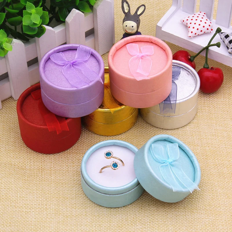 Image 24pcs 5x3.5cm Paper Gift Box Fashion Mini Jewelry Storage Paper Box Round Shape Cute Small Gift Box For Ring Earrings H0525