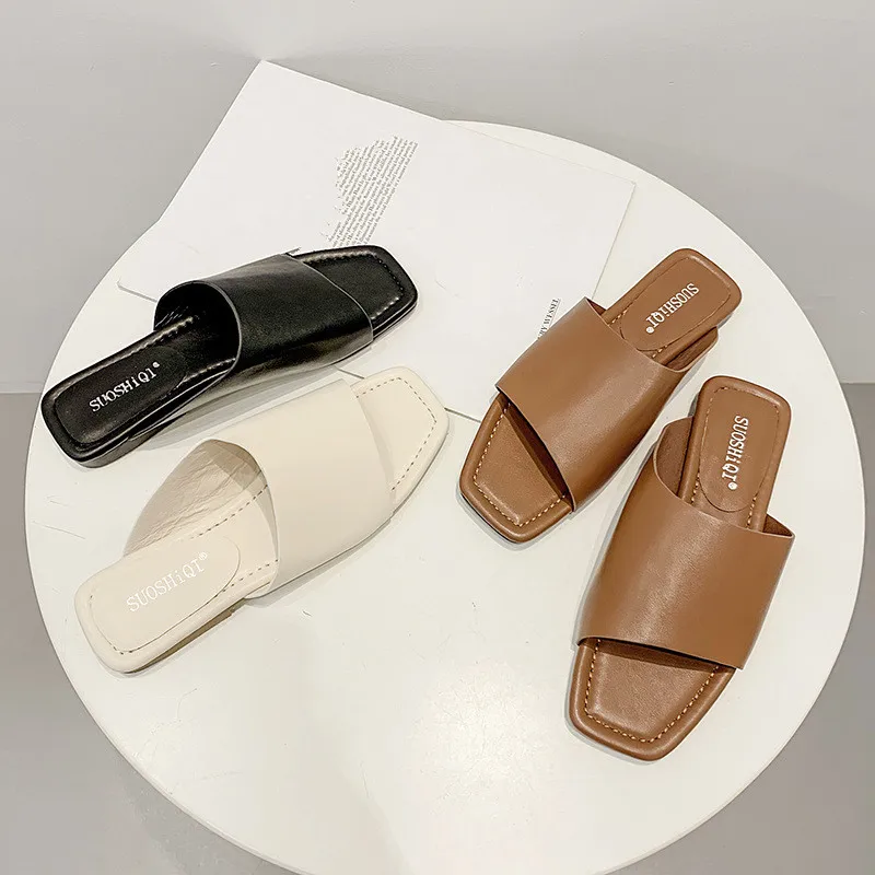 Slides Woman Shoes Luxury Flat Slippers Low Ladies Flip Flops Sliders Designer Summer Flip-flops 2019 Rome Rubber PU Hoof Heels
Slides Woman Shoes Luxury Flat Slippers Low Ladies Flip Flops Sliders Designer Summer Flip-flops 2019 Rome Rubber PU Hoof Heels