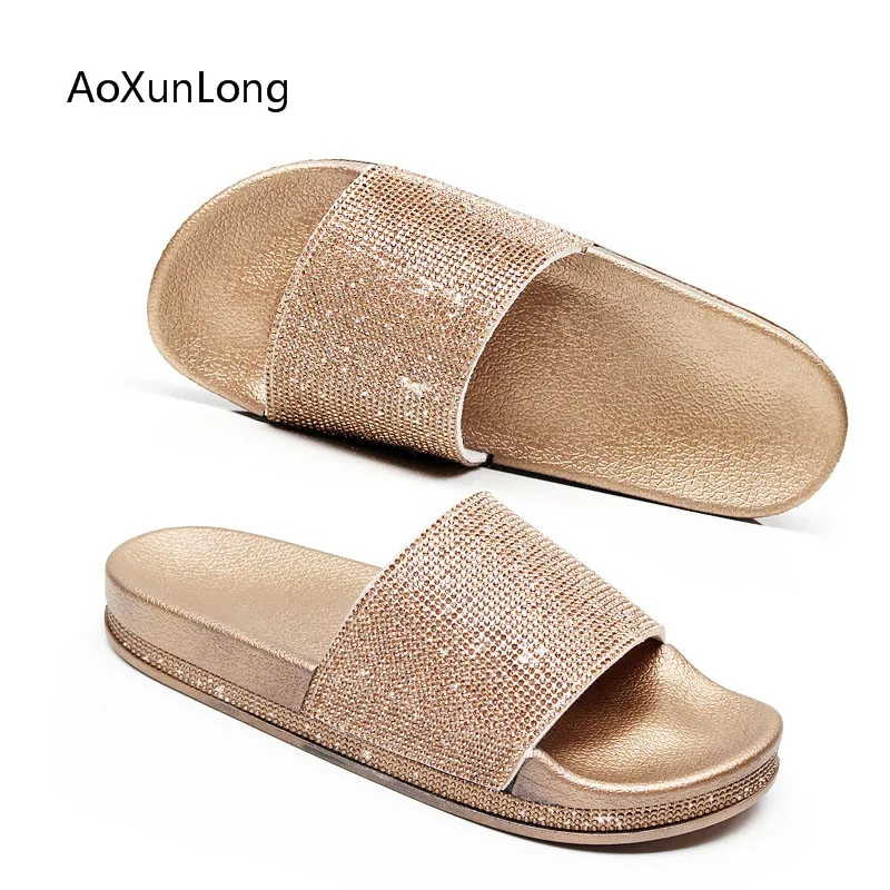 Fashion Glitter Women Summer Slippers Soft Sole Slides Women Shoes Crystal Diamond Bling Beach Slides Sandals Women Flip Flops
Fashion Glitter Women Summer Slippers Soft Sole Slides Women Shoes Crystal Diamond Bling Beach Slides Sandals Women Flip Flops