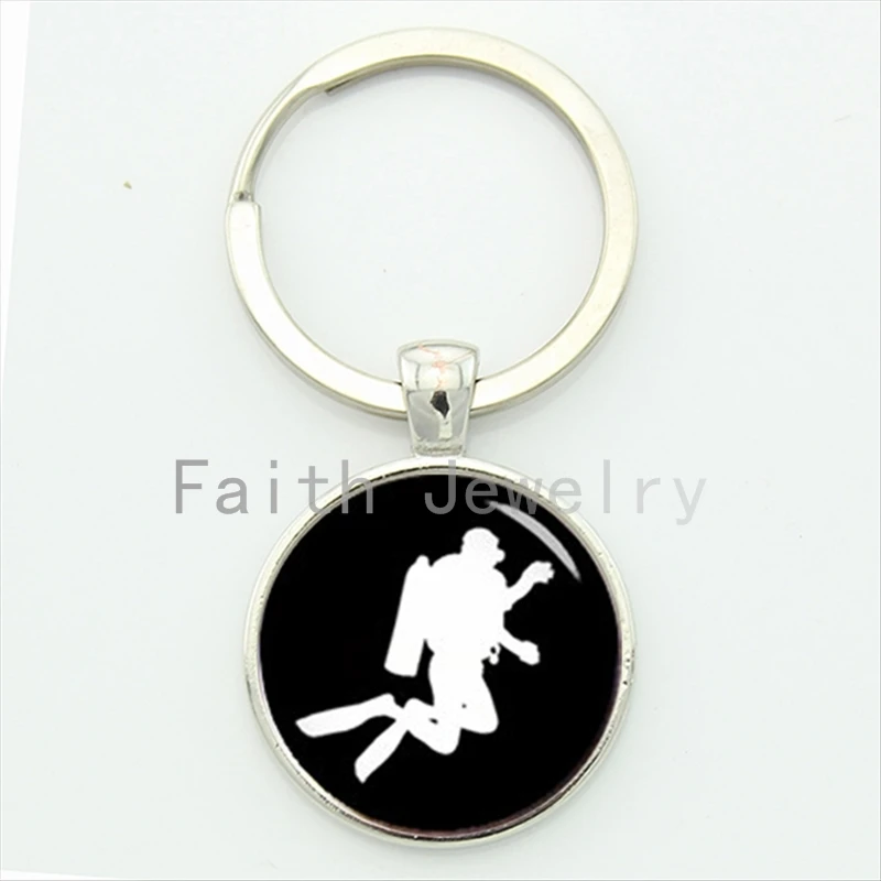 2016 newest casual sport jewelry scuba diver swimming key chain Diving in the sea keychain trendy seamen aquanaut gift KC505-506
2016 newest casual sport jewelry scuba diver swimming key chain Diving in the sea keychain trendy seamen aquanaut gift KC505-506
