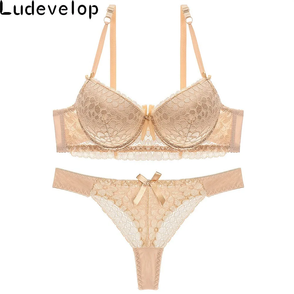 Sexy Lace Embroidery Flowers Thin Thick double shoulder strap Bra and Thong Set Deep V Thickening Women's Push up Underwear Set
Sexy Lace Embroidery Flowers Thin Thick double shoulder strap Bra and Thong Set Deep V Thickening Women's Push up Underwear Set
