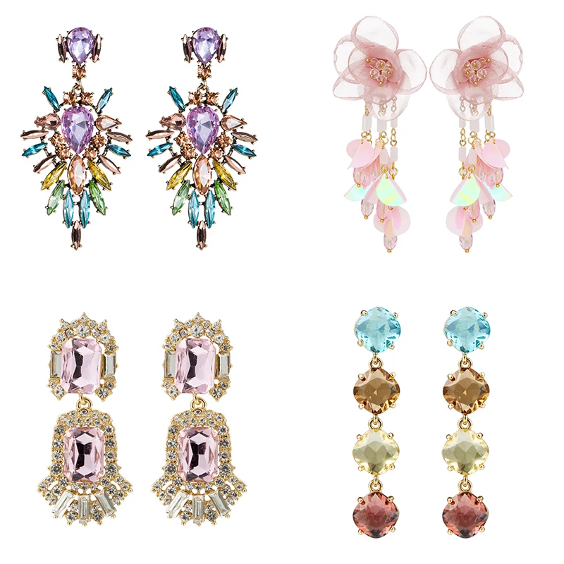 Rhinestone Colloection Colorful Women Drop Earrings Long Crystal Bohemian Party Ear Decoration Best Gift for Girlfriend ET1160
Rhinestone Colloection Colorful Women Drop Earrings Long Crystal Bohemian Party Ear Decoration Best Gift for Girlfriend ET1160