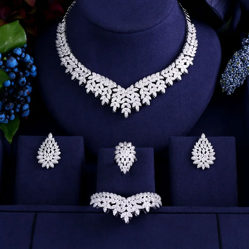 Luxury white gold-color Elegant Shape Bridal cube zircon necklace earring bracelet ring 4pcs Big Wedding Jewelry Sets For Bride
Luxury white gold-color Elegant Shape Bridal cube zircon necklace earring bracelet ring 4pcs Big Wedding Jewelry Sets For Bride