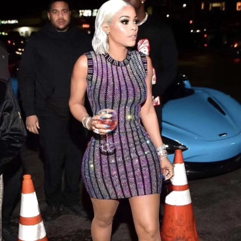 2019 new Blue crystal drill bandage dress Sexy evening Party Bodycon wholesale womens clothing autumn spring summer
2019 new Blue crystal drill bandage dress Sexy evening Party Bodycon wholesale womens clothing autumn spring summer