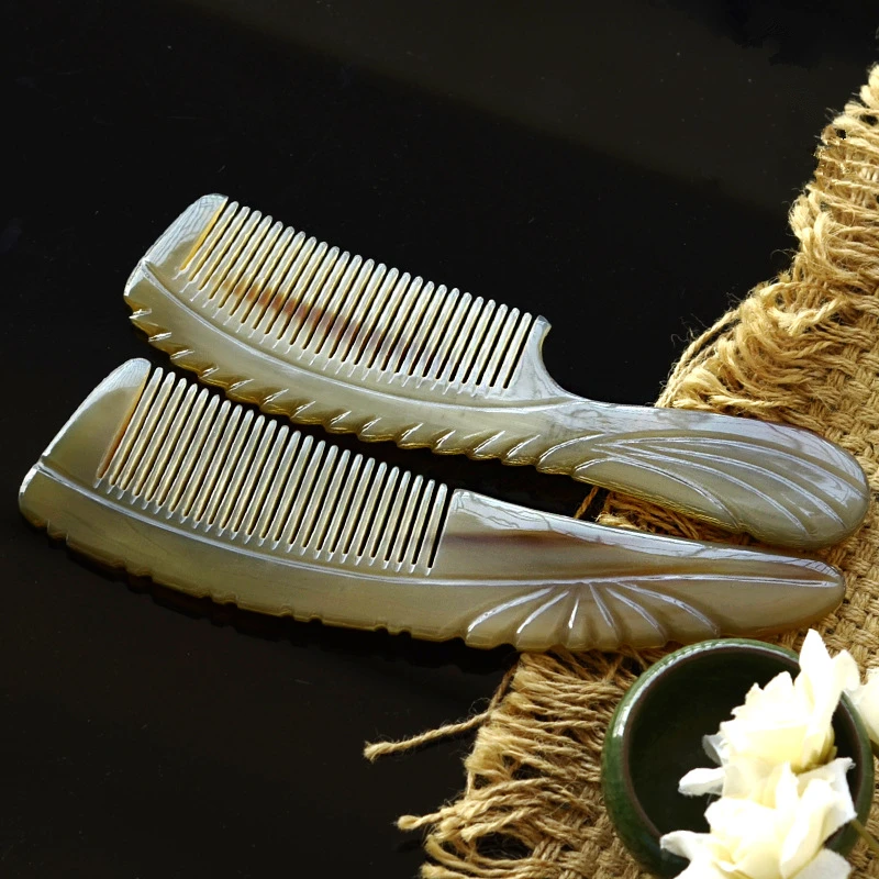 1PC Fine Carving Horn Comb Factory Direct 17cm Medium Size Specifications Head Comb Massage Hair Comb G0411
1PC Fine Carving Horn Comb Factory Direct 17cm Medium Size Specifications Head Comb Massage Hair Comb G0411