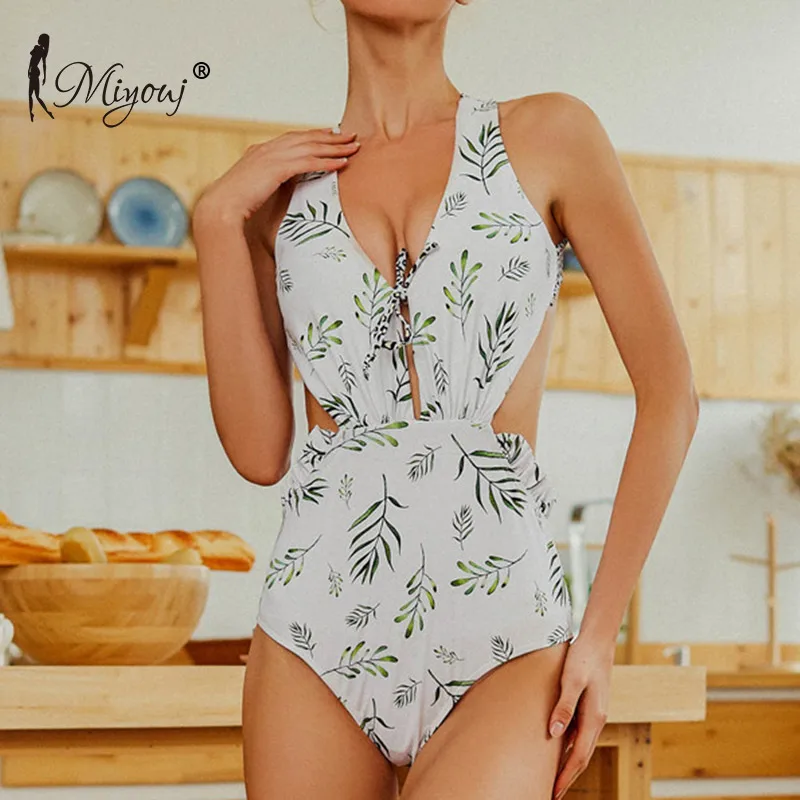 Miyouj Ruffle One Piece Swimsuit Feminino Biquini Print Hollow Out Swimwear 2019 Bathing Suit Women Monokini Leopard Bikini Set
Miyouj Ruffle One Piece Swimsuit Feminino Biquini Print Hollow Out Swimwear 2019 Bathing Suit Women Monokini Leopard Bikini Set