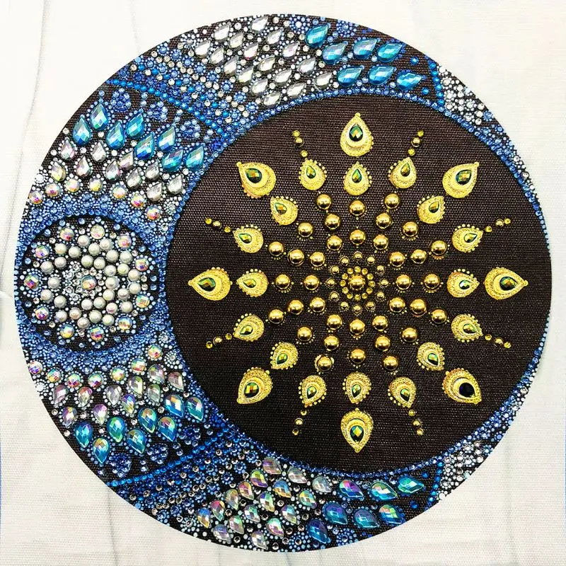 1Set New Creative 5D Special Shaped Diamond Painting Embroidery Needlework Rhinestone Crystal Cross Craft Stitch Kit DIY
1Set New Creative 5D Special Shaped Diamond Painting Embroidery Needlework Rhinestone Crystal Cross Craft Stitch Kit DIY