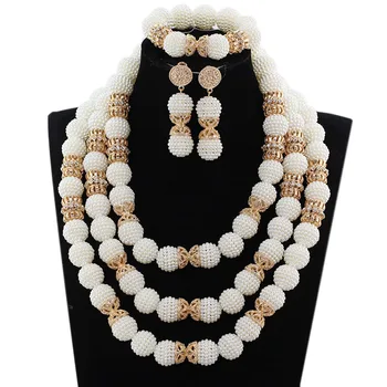 Fashion White Plastic Beads Costume Jewelry Sets Dubai Gold Accessory Balls African Jewelry Sets for Brides Free Shipping WE156
Fashion White Plastic Beads Costume Jewelry Sets Dubai Gold Accessory Balls African Jewelry Sets for Brides Free Shipping WE156