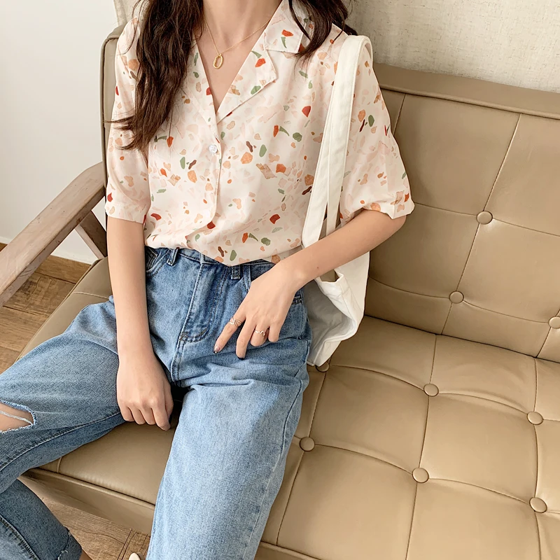 Harajuku Floral Printed Women Blouse Korean Summer Short Sleeve V Neck Blouses blusas Female Lady Chiffon Shirts
Harajuku Floral Printed Women Blouse Korean Summer Short Sleeve V Neck Blouses blusas Female Lady Chiffon Shirts