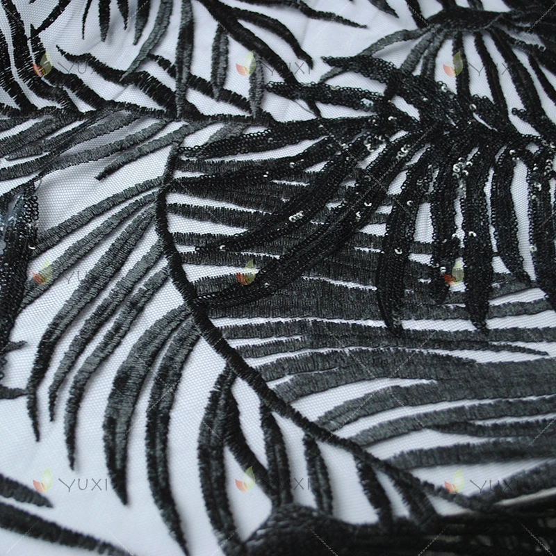 5 yard Big leaf paillette Sequin Fabric lace dress black mesh heavy embroidery Strip Glitter Sequin dress stage show costume
5 yard Big leaf paillette Sequin Fabric lace dress black mesh heavy embroidery Strip Glitter Sequin dress stage show costume