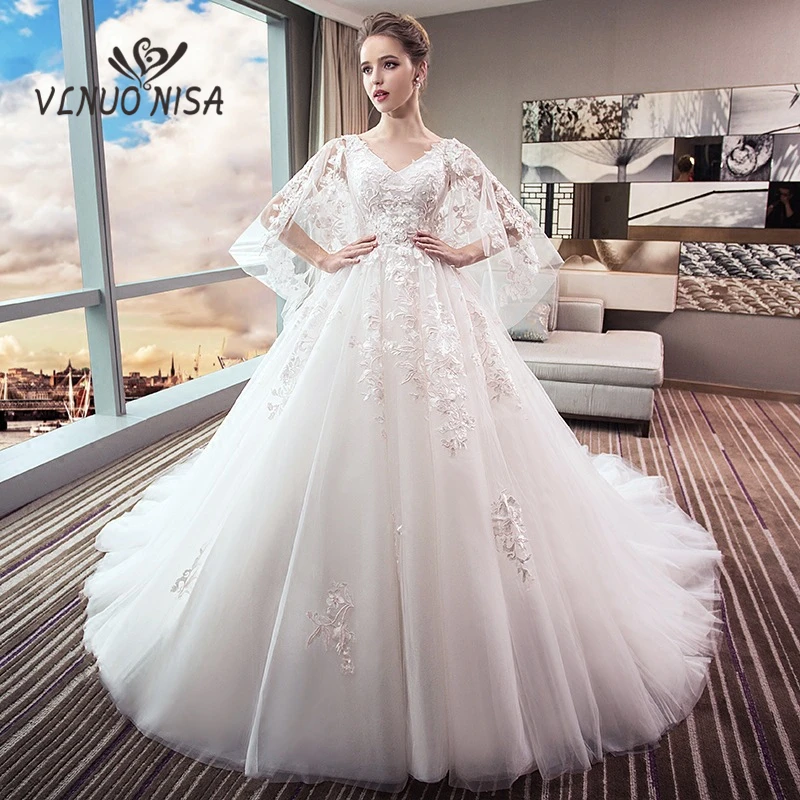 Hot Sale VLNUO NISA Elegant Beautiful Embroidered Flowers Wedding Dress Delicate V-Neck Vestido de novia 2m Train Bridal Gowns
Hot Sale VLNUO NISA Elegant Beautiful Embroidered Flowers Wedding Dress Delicate V-Neck Vestido de novia 2m Train Bridal Gowns