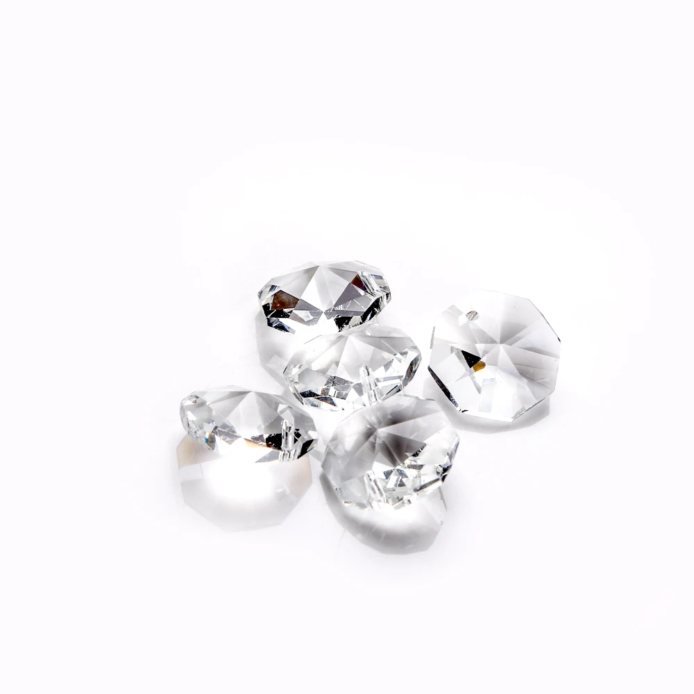 18mm Clear 900pcs Crystal octagon bead, K9 crystal 1 holes, Diy Wedding & home decoration, Crystal Accessories chandelier parts
18mm Clear 900pcs Crystal octagon bead, K9 crystal 1 holes, Diy Wedding & home decoration, Crystal Accessories chandelier parts