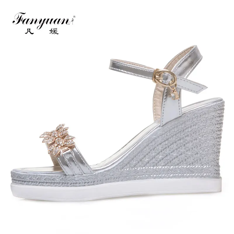 Fanyuan Elegant Party Shoes Women's Fetish High Heels Shiny Crystal Ladies Wedge Sandals Ankle Strap Female's Platform Shoes
Fanyuan Elegant Party Shoes Women's Fetish High Heels Shiny Crystal Ladies Wedge Sandals Ankle Strap Female's Platform Shoes