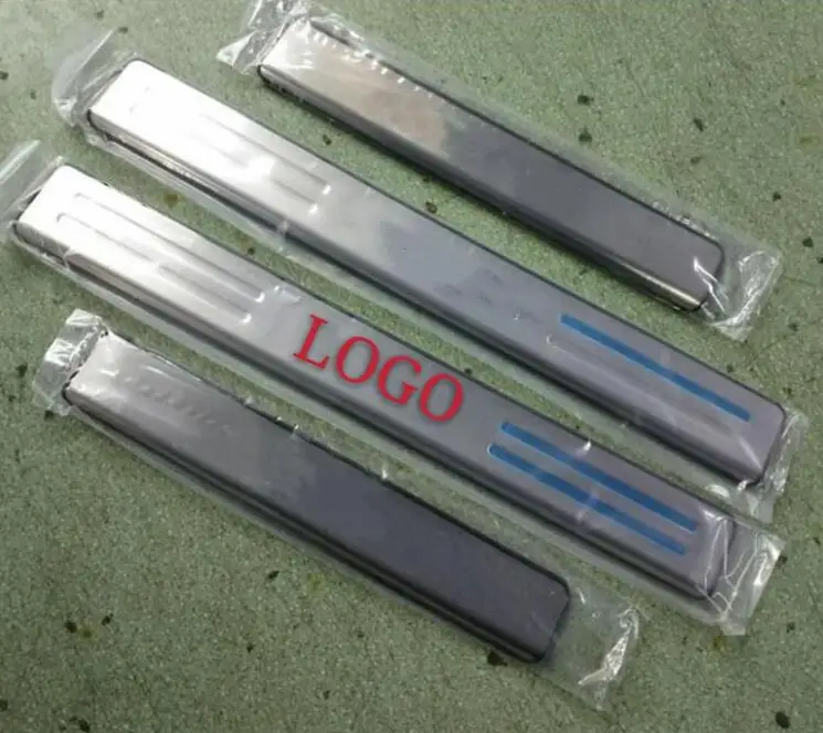 Car Styling stainless steel Scuff Plate/Door Sill Protector Sticker For Skoda Rapid 2013 -2018 car-styling
Car Styling stainless steel Scuff Plate/Door Sill Protector Sticker For Skoda Rapid 2013 -2018 car-styling