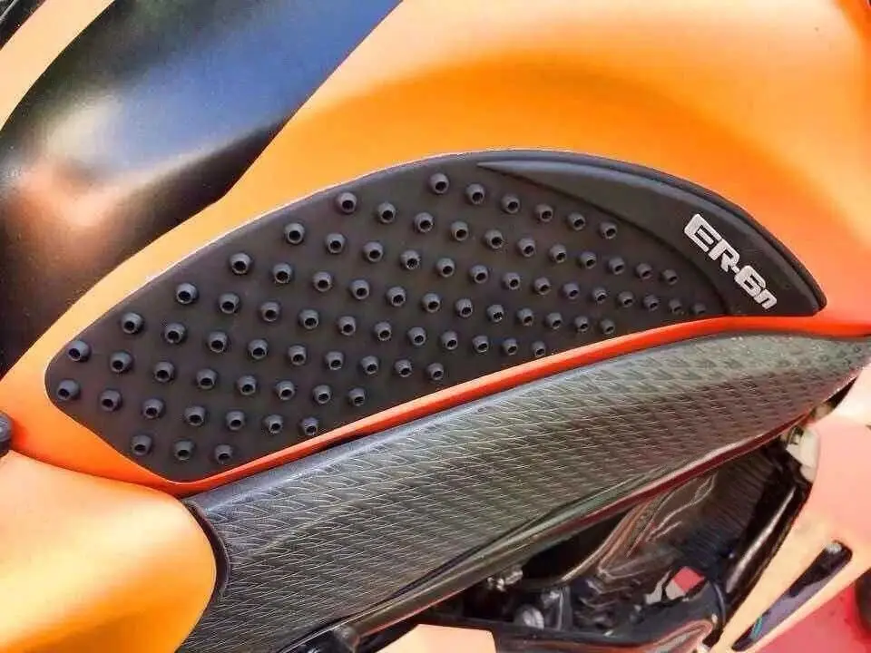 For Kawasaki ER-6N ER-6F 2006-2015 ER6N ER6F Gas Fuel Tank Traction Side Pads Motorcycle Knee Grip Protector Decal Stickers
For Kawasaki ER-6N ER-6F 2006-2015 ER6N ER6F Gas Fuel Tank Traction Side Pads Motorcycle Knee Grip Protector Decal Stickers