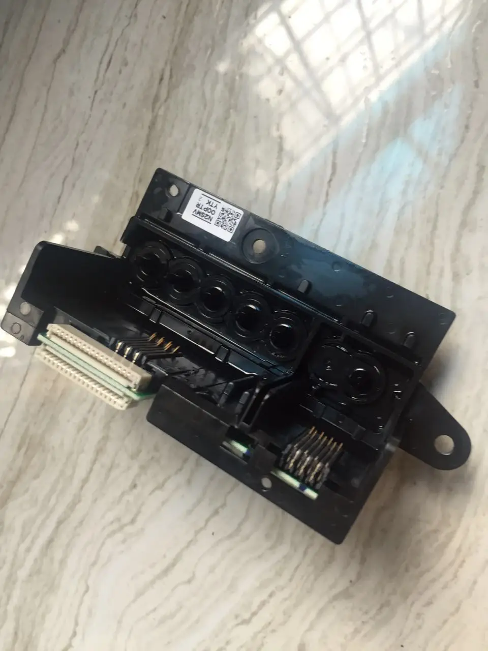 F083000 F083030 Printhead Printer Print Head for Epson Stylus Photo 790 890 895 1290 1290S 915 900 880
F083000 F083030 Printhead Printer Print Head for Epson Stylus Photo 790 890 895 1290 1290S 915 900 880