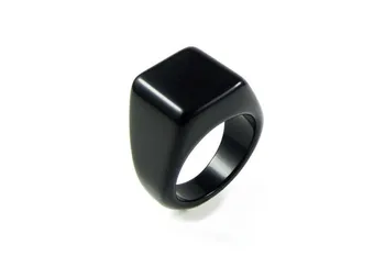 Men's black rings rush into Korean personality fashion accessories. Men's rings are single men's and women's rings./1
Men's black rings rush into Korean personality fashion accessories. Men's rings are single men's and women's rings./1