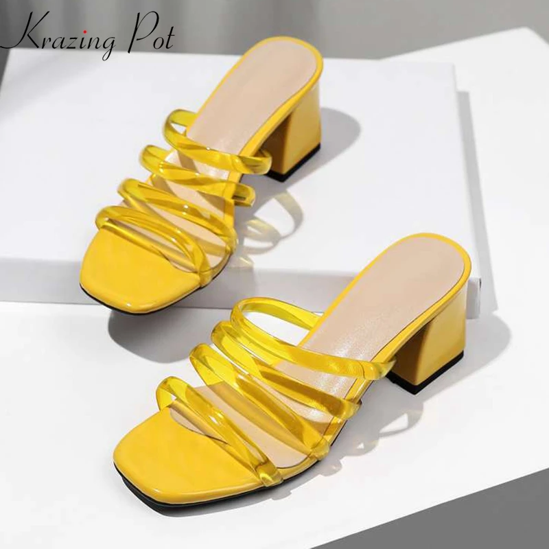 Krazing pot plastic transparent sequins natural leather peep toe women sandals women flip flop high heels gorgeous shoes L5f2
Krazing pot plastic transparent sequins natural leather peep toe women sandals women flip flop high heels gorgeous shoes L5f2