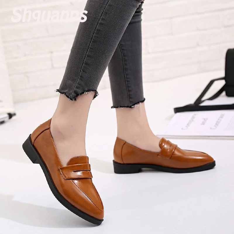 2019 New Leather Shoes Woman Loafers Casual Women Low Heels England Style Ladies Shoes Mocasines Zapatos De Mujer Scarpe Donna
2019 New Leather Shoes Woman Loafers Casual Women Low Heels England Style Ladies Shoes Mocasines Zapatos De Mujer Scarpe Donna