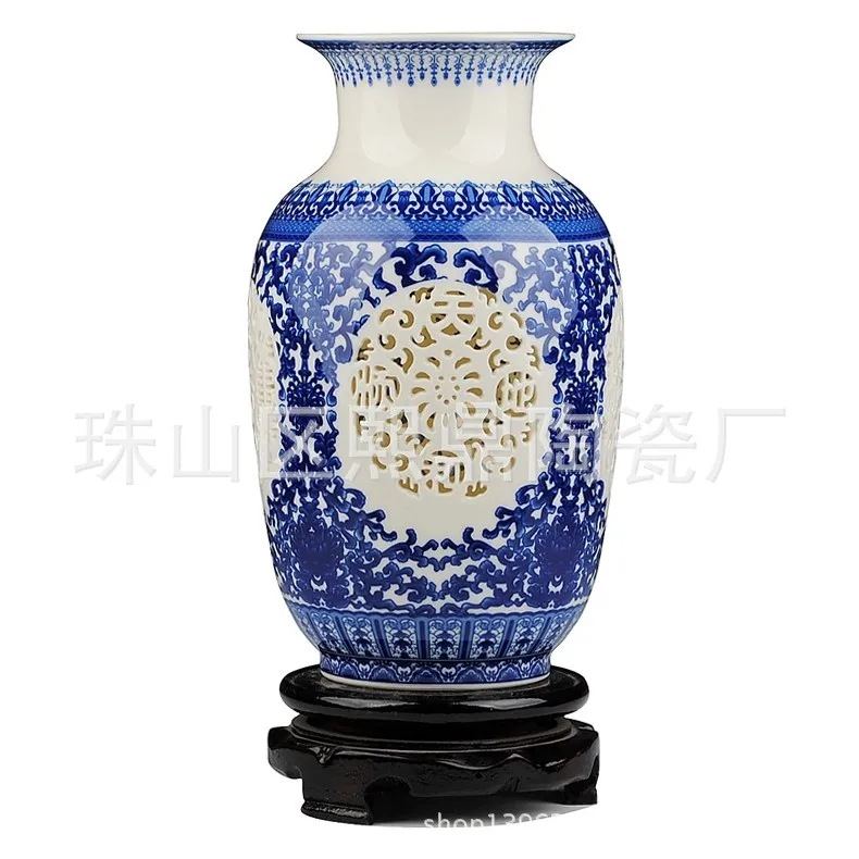 Фарфоровая керамическая ваза ручной работы Jingdezhen, полые восковые стандартные украшения, оптовая продажа
Фарфоровая керамическая ваза ручной работы Jingdezhen, полые восковые стандартные украшения, оптовая продажа