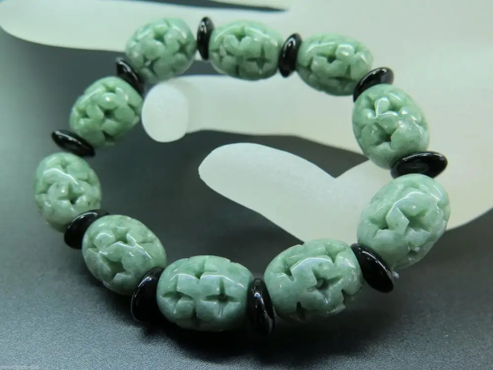 Spring Gift 100% Natural A Grade Oil-Green 15mm Carved Oval Beads Bracelet 10.16
Spring Gift 100% Natural A Grade Oil-Green 15mm Carved Oval Beads Bracelet 10.16