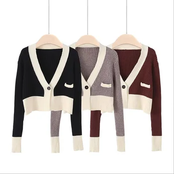 2020 New Autumn Cardigan Short Color Contrast V-neck Outside Korean Version Of The Net Red Loose Sweater Coat Sweater Female
2020 New Autumn Cardigan Short Color Contrast V-neck Outside Korean Version Of The Net Red Loose Sweater Coat Sweater Female