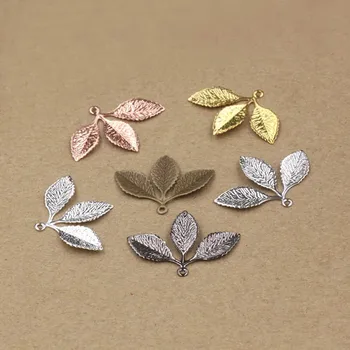 31*23mm Vintage Filigree Leaf Charms Beads Blanks Bu Yao Hair Sticks Clasps DIY Jewelry Accessories Findings Multi-color 
31*23mm Vintage Filigree Leaf Charms Beads Blanks Bu Yao Hair Sticks Clasps DIY Jewelry Accessories Findings Multi-color