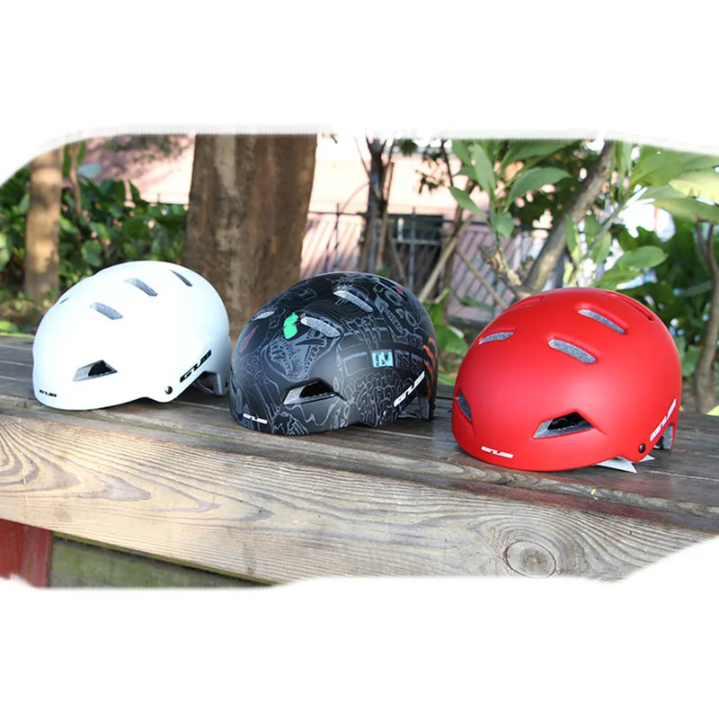 GUB Mountain MTB Road Bike Bicycle Helmet 10 Holes Air Vents Ultralight Integrally-molded Protective Cycling Safety Helmet 
GUB Mountain MTB Road Bike Bicycle Helmet 10 Holes Air Vents Ultralight Integrally-molded Protective Cycling Safety Helmet