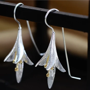 New Design Silver Color Flower Drop Earrings for Women Christmas Girls Gift Fashion
New Design Silver Color Flower Drop Earrings for Women Christmas Girls Gift Fashion
